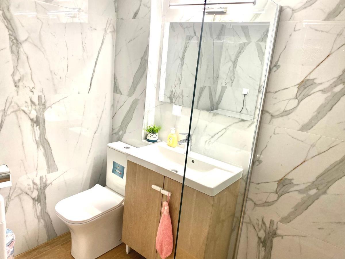 Quiet Near Subway And Acropolis 2 Bedrooms Apt Athens Luaran gambar